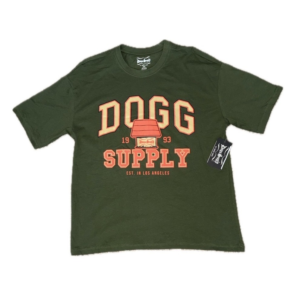 DOGG SUPPLY BY SNOOP DOGG NWT Collegiate Graphic T-Shirt Green | Men's Size M